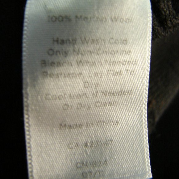 Black Knit Pull Over L/S Top with Rhinestones sleeve sleek light weight Medium - Picture 5 of 16